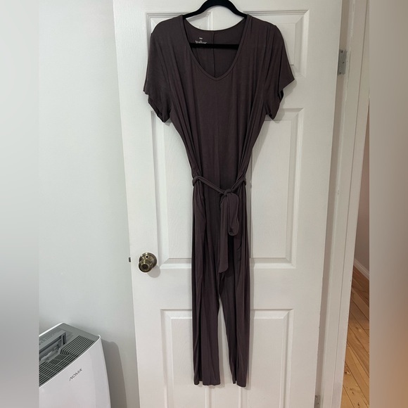 Knix jumpsuit - Picture 2 of 3